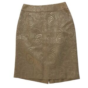 BANANA REPUBLIC Elegant Gold Skirt - Textured pattern